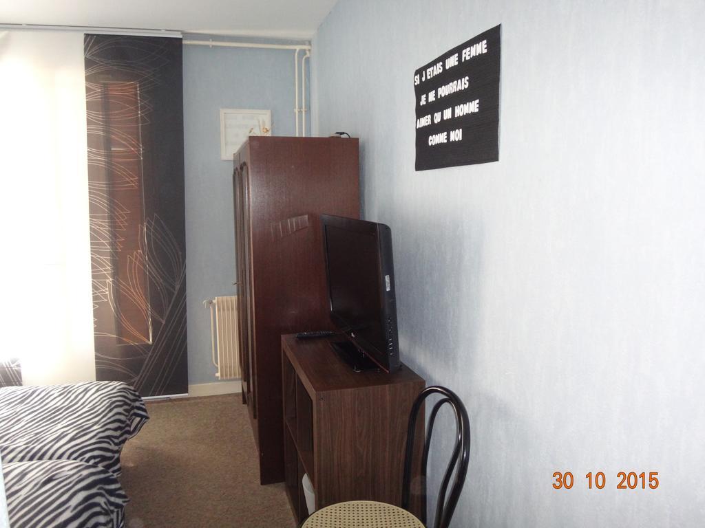 Hotel Bon Accueil Ойоннакс Номер фото